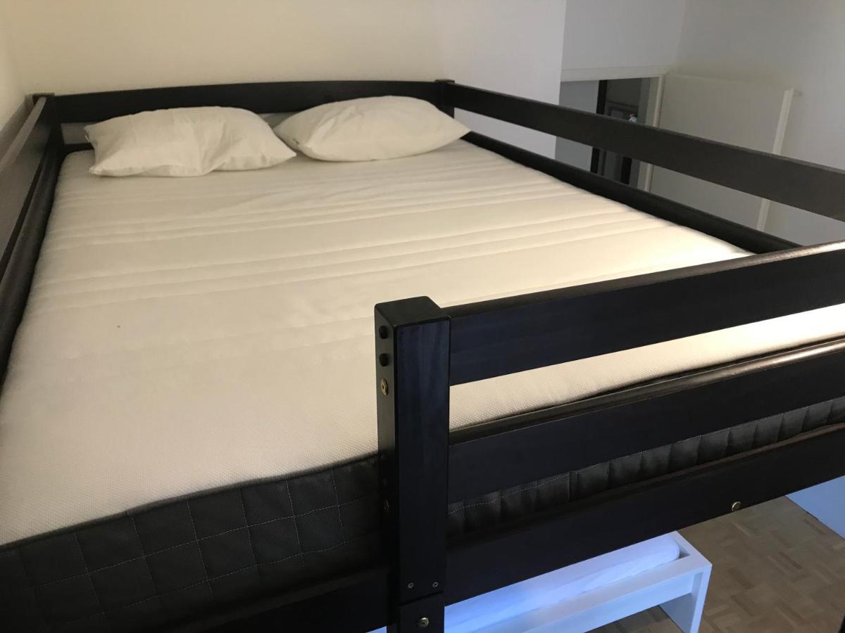 Geneva Bernex - Shared Appartement Roomate Homestay - Tramway 14 Tpg - Viarhona מראה חיצוני תמונה