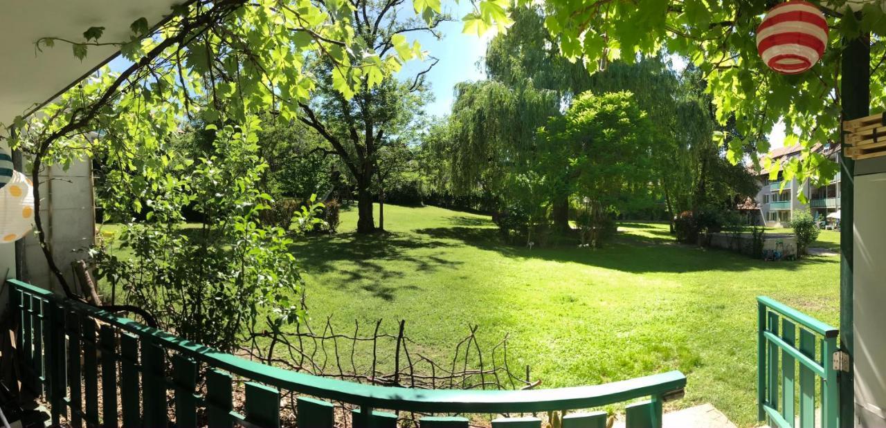 Geneva Bernex - Shared Appartement Roomate Homestay - Tramway 14 Tpg - Viarhona מראה חיצוני תמונה