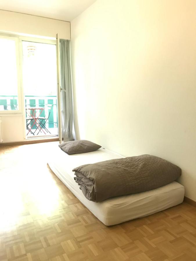 Geneva Bernex - Shared Appartement Roomate Homestay - Tramway 14 Tpg - Viarhona מראה חיצוני תמונה