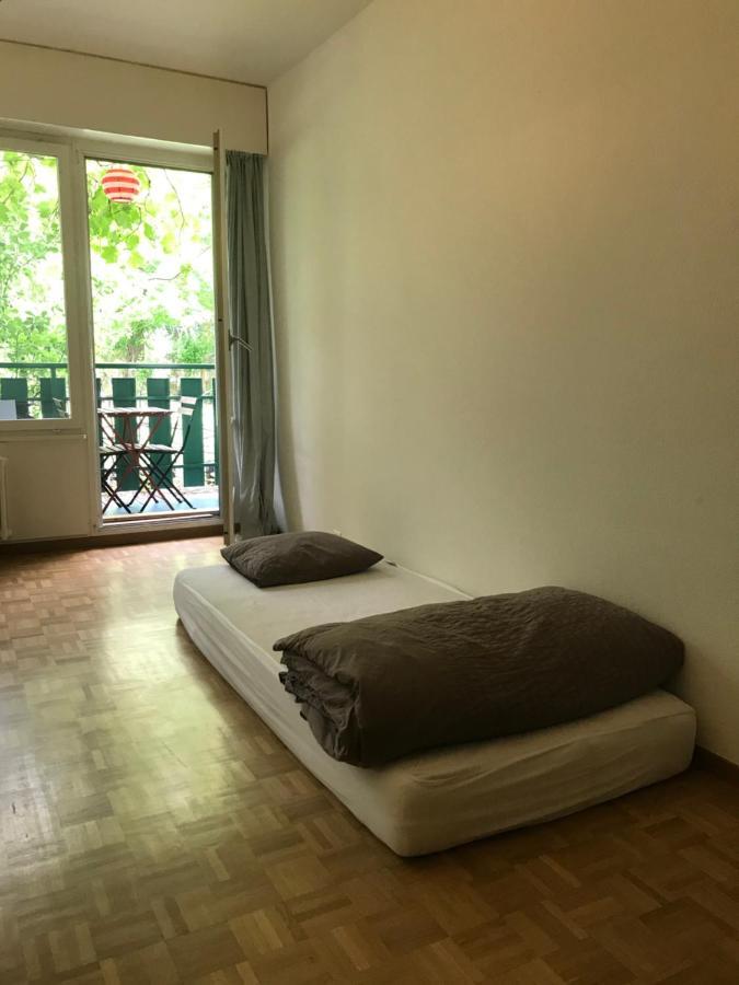 Geneva Bernex - Shared Appartement Roomate Homestay - Tramway 14 Tpg - Viarhona מראה חיצוני תמונה